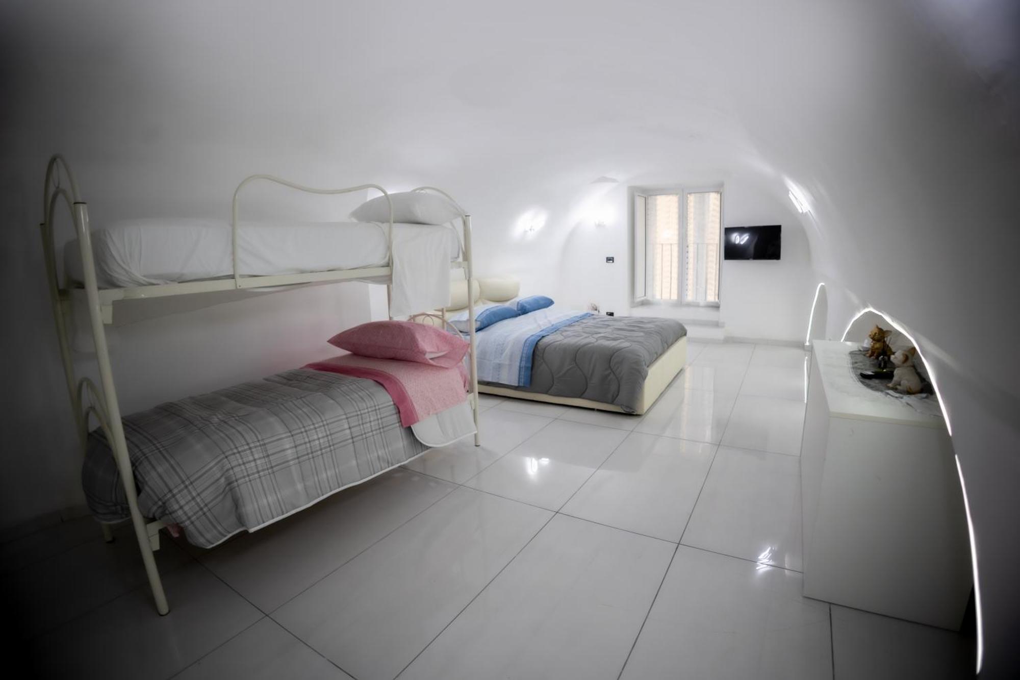 Royal Spaccanapoli Naples