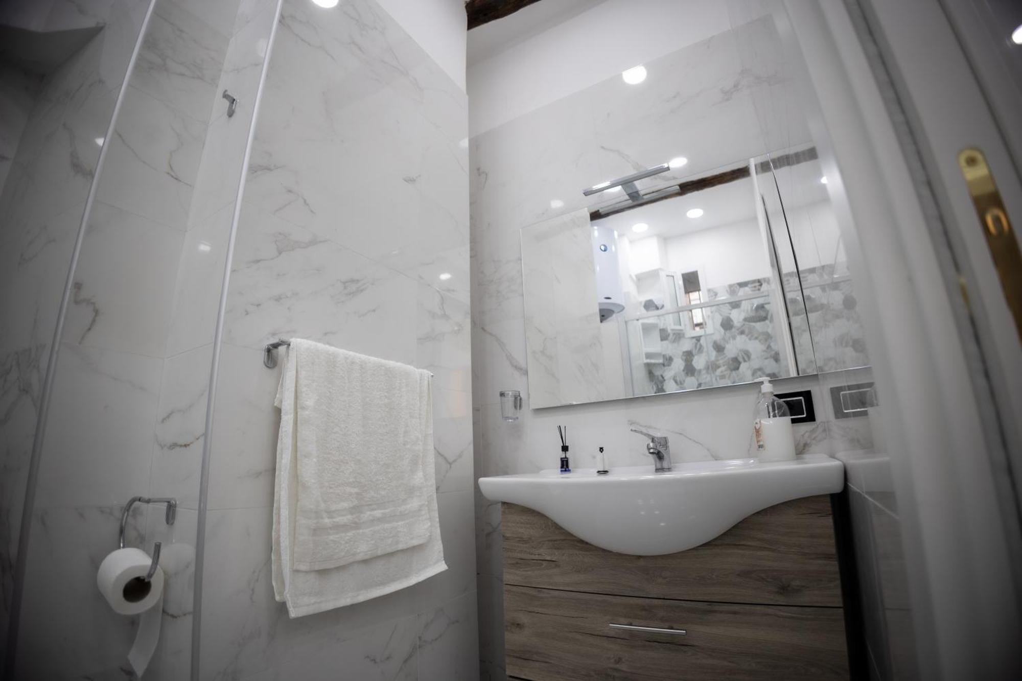 Royal Spaccanapoli Apartment Naples